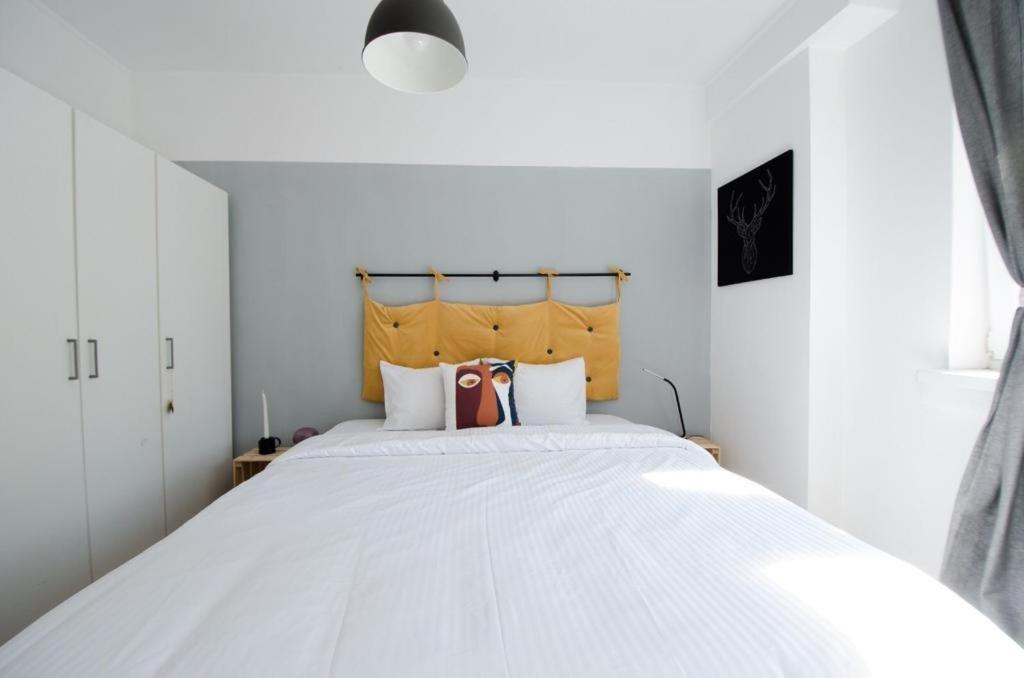 Bright Apartment Near Cismigiu And Old Town Букурещ Екстериор снимка