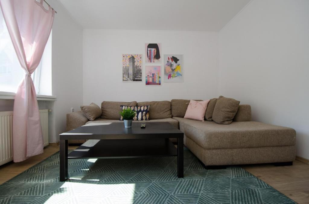 Bright Apartment Near Cismigiu And Old Town Букурещ Екстериор снимка