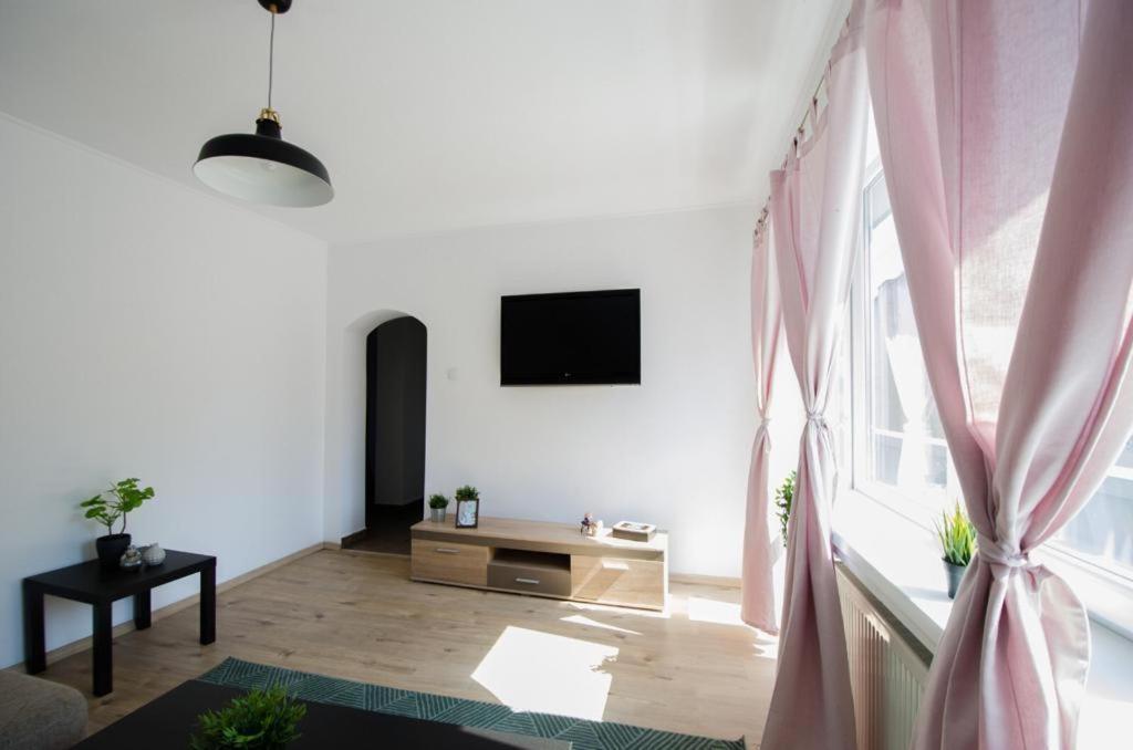 Bright Apartment Near Cismigiu And Old Town Букурещ Екстериор снимка
