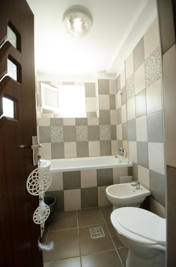 Bright Apartment Near Cismigiu And Old Town Букурещ Екстериор снимка